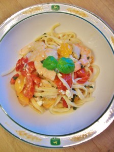 tomato shrimp noodles